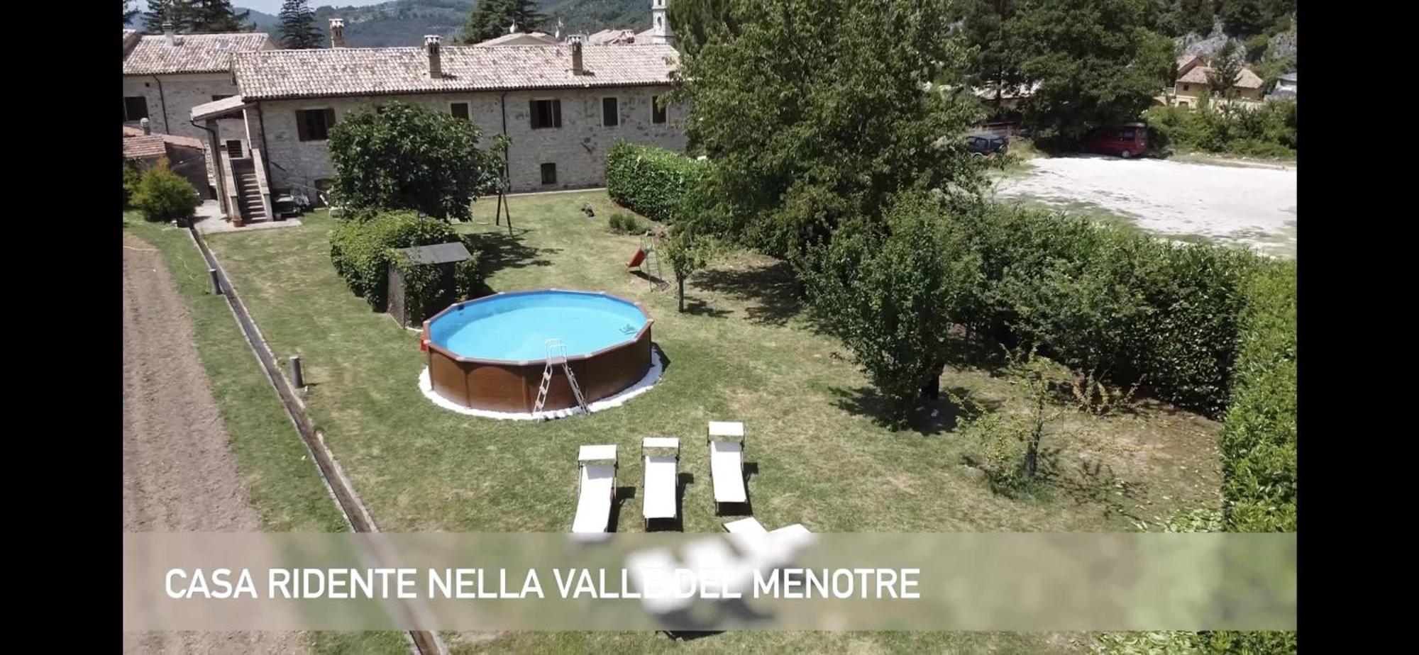 Casa Ridente Nella Valle Del Menotre Con Giardino Pale Exteriör bild